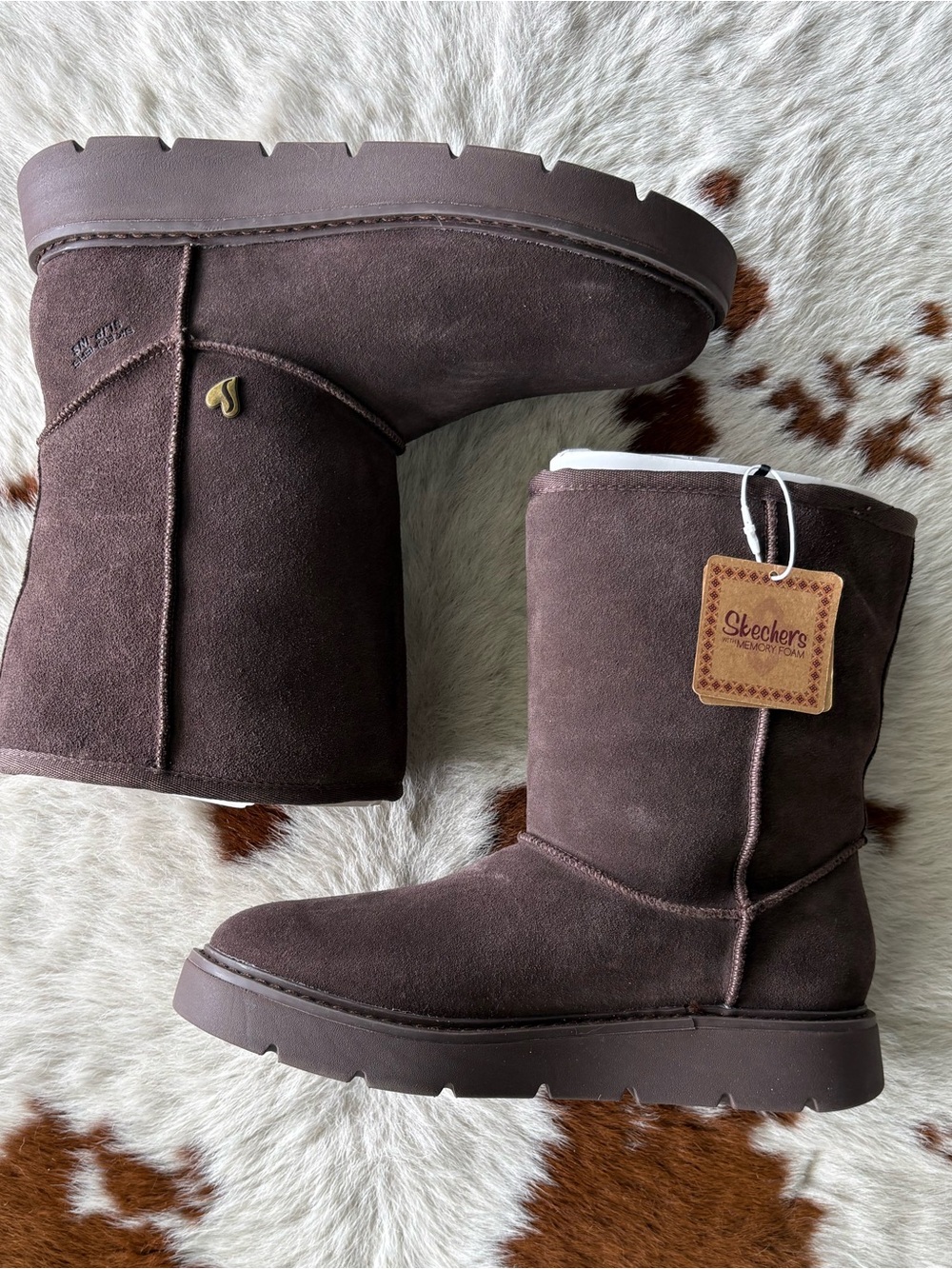NEW in box- Skechers Keepsake Chocolate Dark Brown Suede Cozy Mid-Calf Boots NWT